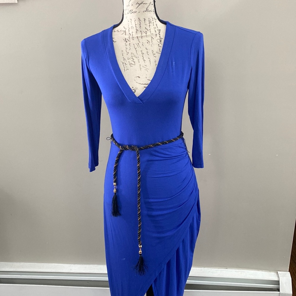 Bebe blue beautiful long sleeve dress